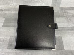 Oatlands Black A4 ring binder Oatlands Black A4 ring binder